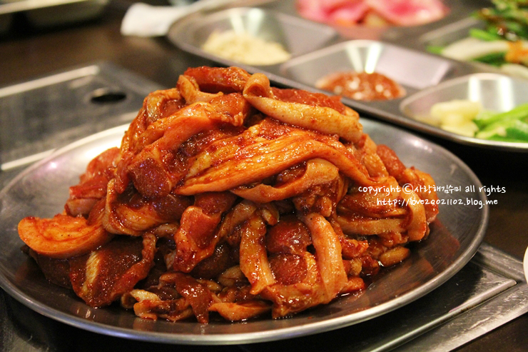 신천맛집 숯불매운생족발구이 공릉발자국