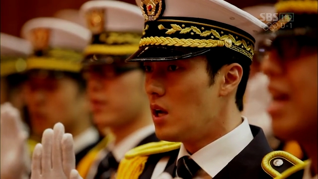 韓国のホットイシュー E 幽霊ますますおもしろいですね ソ ジソブ素敵で