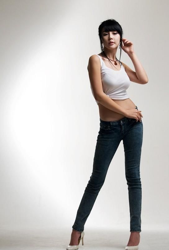 몸매 최고의 레이싱 모델 이지우