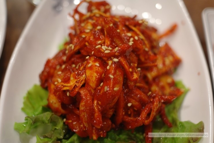 [신림역 맛집] 보쌈맛집 할매보쌈에서 왕보쌈과 서비스 메밀막국수 조으다