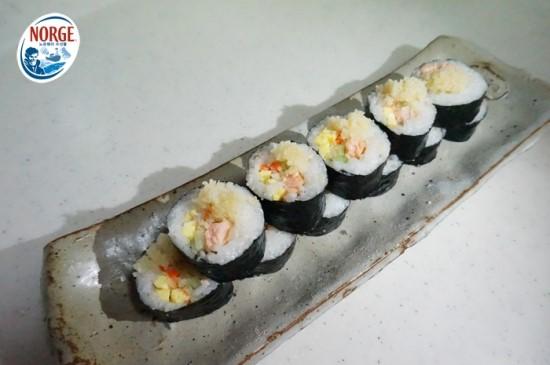 자연을 담은 순수연어김밥~