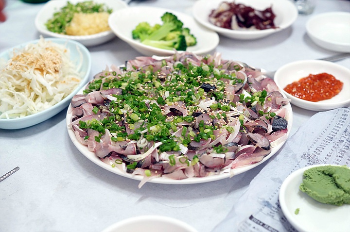 [부산개금동맛집] 가을 별미 전어회 ~ 현대횟집