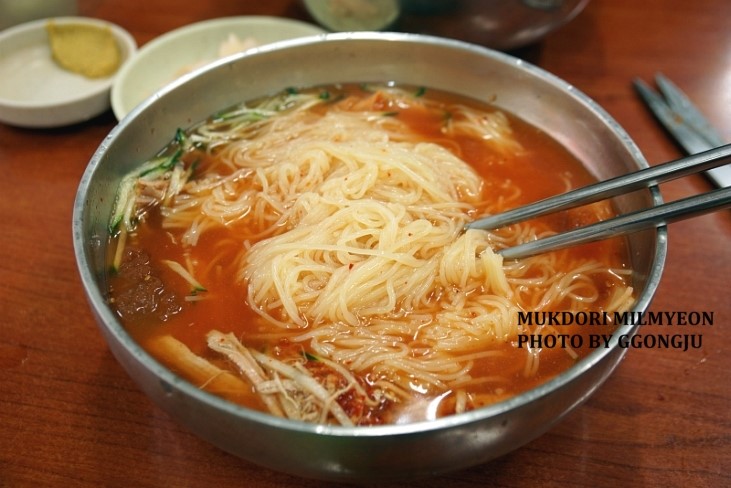 부산 밀면맛집 12년만에 다시 맛 본 구포역 묵도리