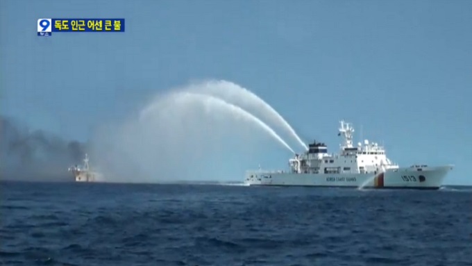 30  5 13в  ϵ 5ظ αٿ ϰ ִ ּ '103 ȣ' ̳   10  4 ǰ 2 ߴ.(   .)/KBS1   