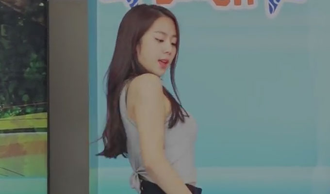  ɹ ġ   ۵  ް ִ.  ӿ 귣 𵨷 Ź    ڷ ˷. /Ʃ  