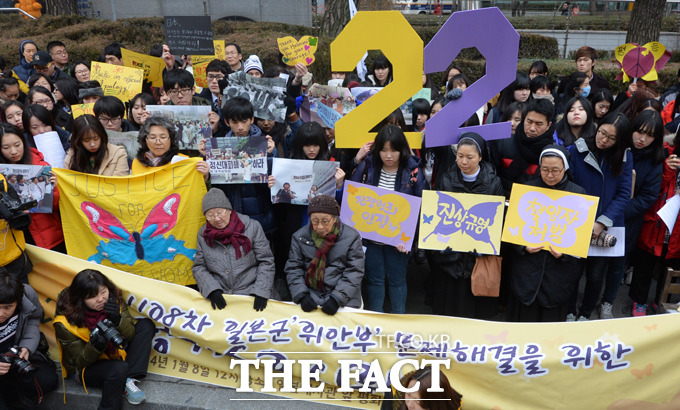 À§¾ÈºÎ ÇÇÇØ Ȳ¼±¼ø ÇÒ¸Ó´Ï º°¼¼, ³ëȯÀ¸·Î 26ÀÏ ¼¼»ó ¶°³µ´Ù. À§¾ÈºÎ ÇÇÇØ Ȳ¼±¼ø ÇÒ¸Ó´Ï º°¼¼ ¼Ò½Ä¿¡ ³×ƼÁðµéÀÌ ¾ÈŸ±î¿î ¸¶À½À» Ç¥ÇöÇϰí ÀÖ´Ù. À§¾ÈºÎ ÇÇÇØ Ȳ¼±¼ø ÇÒ¸Ó´Ï´Â ÇØ¹æ ÈÄ¿¡µµ ¿©·¯ Áúº´À¸·Î Èûµç »îÀ» »ì¾Ò´ø °ÍÀ¸·Î ¾Ë·ÁÁ³´Ù. / ¹®º´Èñ ±âÀÚ