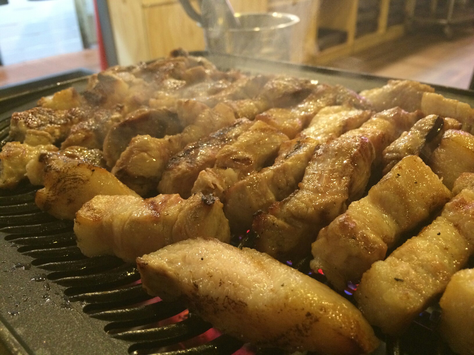 홍대 돼지고기 진짜 맛있는 집♥진저피그♥