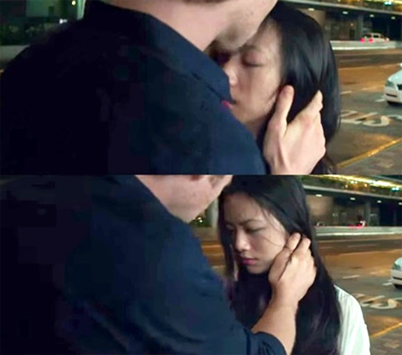 ÅÁ¿þÀÌ(¿À¸¥ÂÊ)ÀÇ ÇÒ¸®¿ìµå ÁøÃâÀÛ 'ºí·¢ÄÚµå'ÀÇ ¿¹°íÆíÀÌ °ø°³µÆ´Ù. °ø°³µÈ ¿¹°íÆí¿¡¼ ÅÁ¿þÀÌ´Â Å©¸®½º Ç𽺿öµå¿Í Ű½º¸¦ ³ª´² º¸´Â À̵éÀÇ ´«±æÀ» ÁýÁß ½ÃÄ×´Ù./ 'ºí·¢ÄÚµå' ¿¹°íÆí ĸó