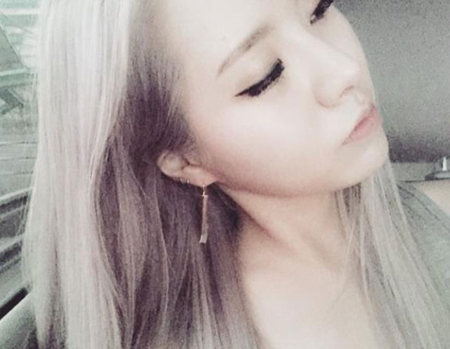 ±è¿¹¸² ¿©½Å ÀÚÅÂ. °¡¼ö ±è¿¹¸²ÀÌ 2ÀÏ SNS¿¡ ¿Ã¸° ¼¿Ä«°¡ ÁÖ¸ñÀ» ¹Þ°í ÀÖ´Ù. / ±è¿¹¸² ÀνºÅ¸±×·¥