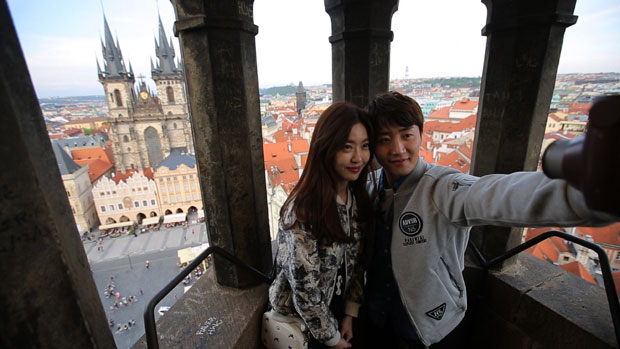 5ϰ  ȫȣ ̵ 5ϰ ӿ ȫȣ ̵   յΰ ִ./ JTBC 