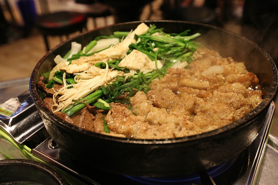 60년 전통의 한결 같은 맛의 고소함이 가득한 소곱창 전문점/신림동맛집/ 신림역곱창/신촌황소곱창