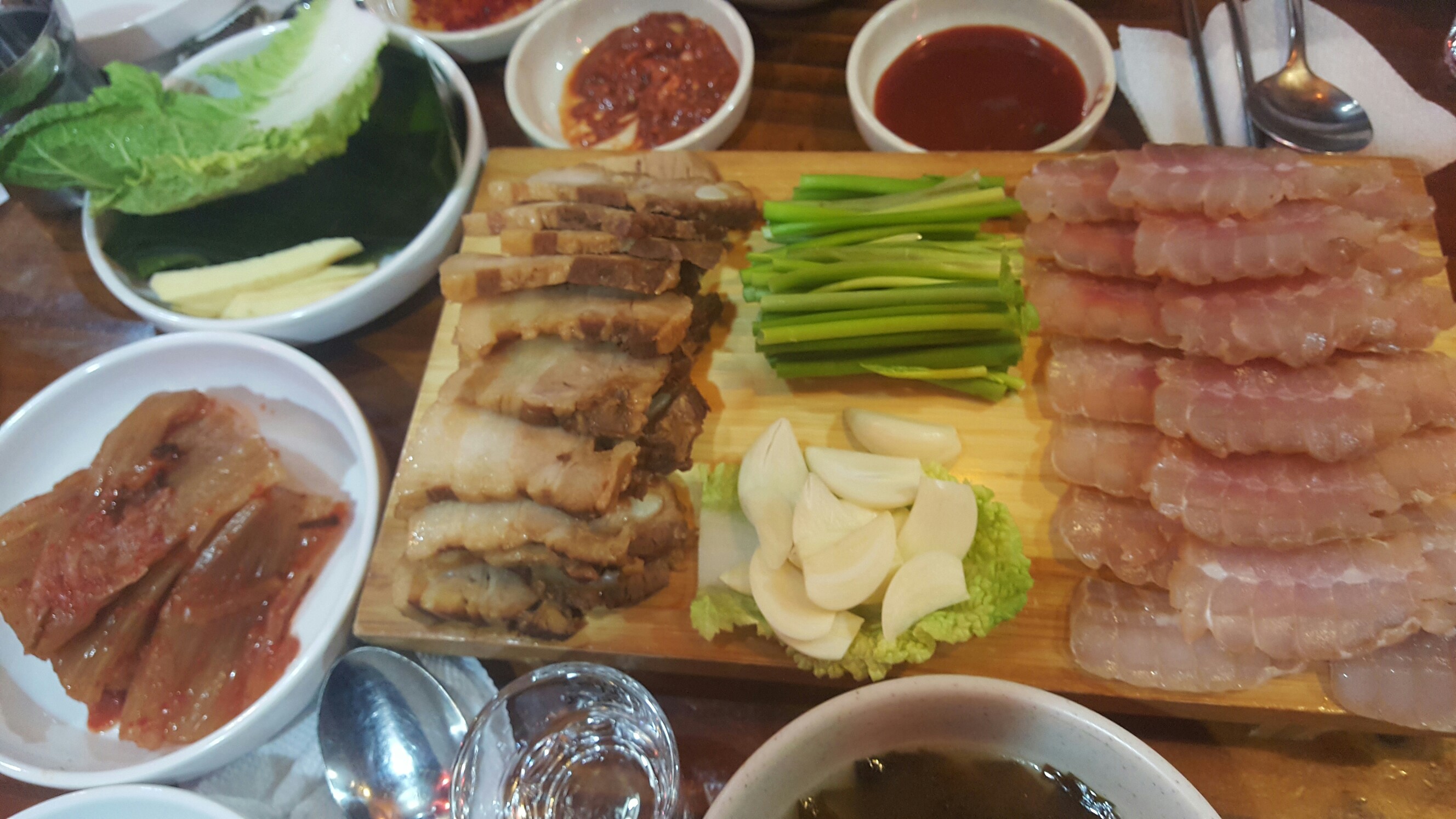 남도 홍어삼합을!!