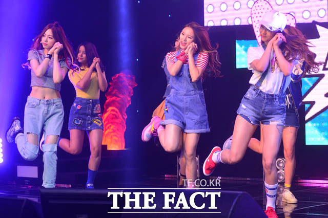 ½Å°î '¾Æ´Ï¾ß' ¹«´ë¸¦ ²Ù¹Ì´Â ¾¾¿¤¾¾. »óÅÇÑ ¾È¹«°¡ ´«±æÀ» ¸ðÀº´Ù. /³²À±È£ ±âÀÚ