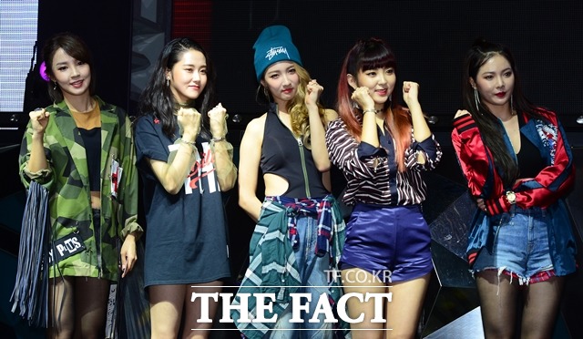 ̹  Ҽӻ  Ǵ ̴.  Ƹ  ģ ´. /̻ 