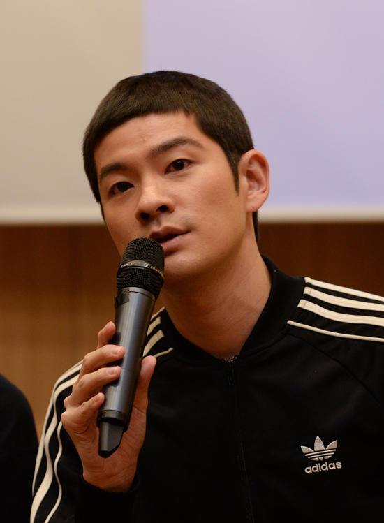  ٹ  ۻ, ۰ . ״ ϰ   ̾߱⸦ ٹ Ҵٰ ߴ. /ηηamc 