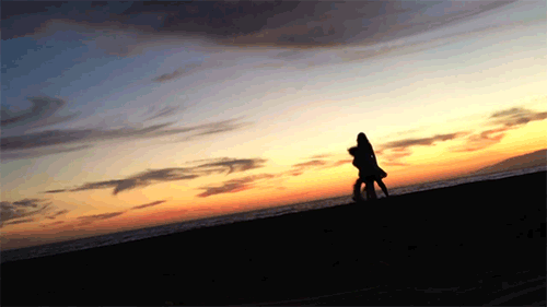 6910cf01503925a9ef7c8f13cb0ca57b.gif