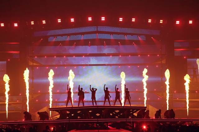 ׷ 2PM Ϻ 99° 100° ܼƮ Ȳ ƴ. /JYPθƮ 