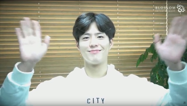 �ں��� �ҹ��� ��Ȳ�� ����! ��� �ں����� �Ҽӻ� ��Ʃ�긦 ���� �ҵ鿡�� �����λ縦 ���ߴ�./��Ʃ�� ĸó