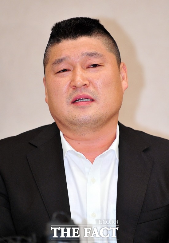 ºÎÄ£»ó ´çÇÑ °³±×¸Ç °È£µ¿. °³±×¸Ç °È£µ¿ ºÎÄ£ÀÌ 10ÀÏ ¿ÀÀü 6½Ã 30ºÐ ¼÷ȯÀ¸·Î ¼¼»óÀ» ¶°³µ´Ù. /´õÆÑÆ® DB