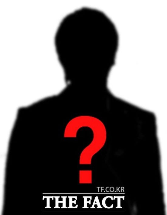 싱어송라이터이자 인디 가수 레이블 대표 A 씨가 몰카 혐의로 경찰 수사를 받는 중 일부 혐의를 인정한 것으로 전해졌다. /더팩트 DB