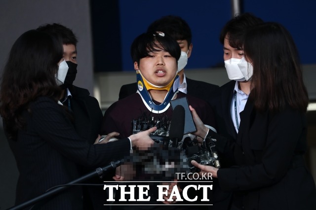 최찬욱·조주빈·김태현, 포토라인 앞 주눅들지 않는 그들