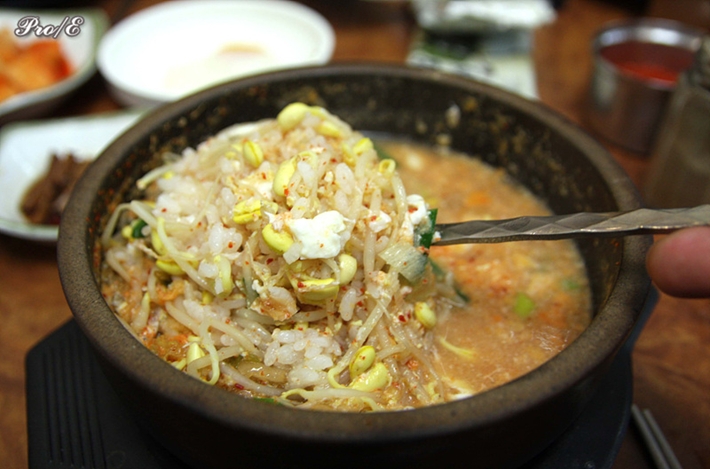 이지데이 맛집 - 삼백집