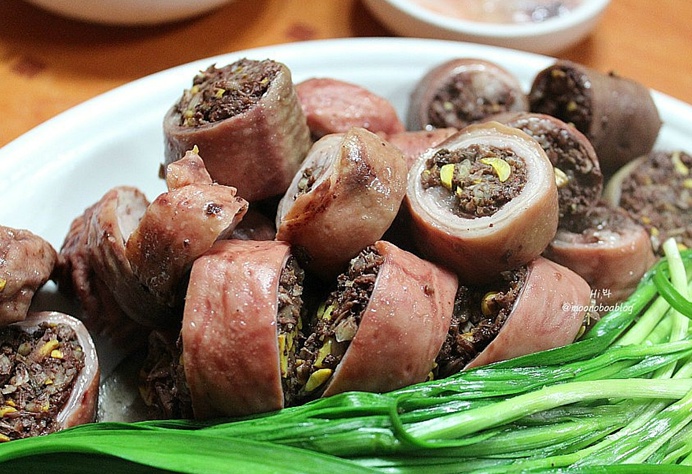 이지데이 맛집 - 옛날할머니순대국밥